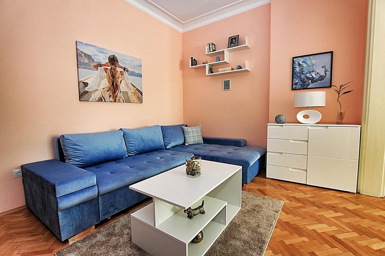 Colorful Apartment Sofia Esterno foto
