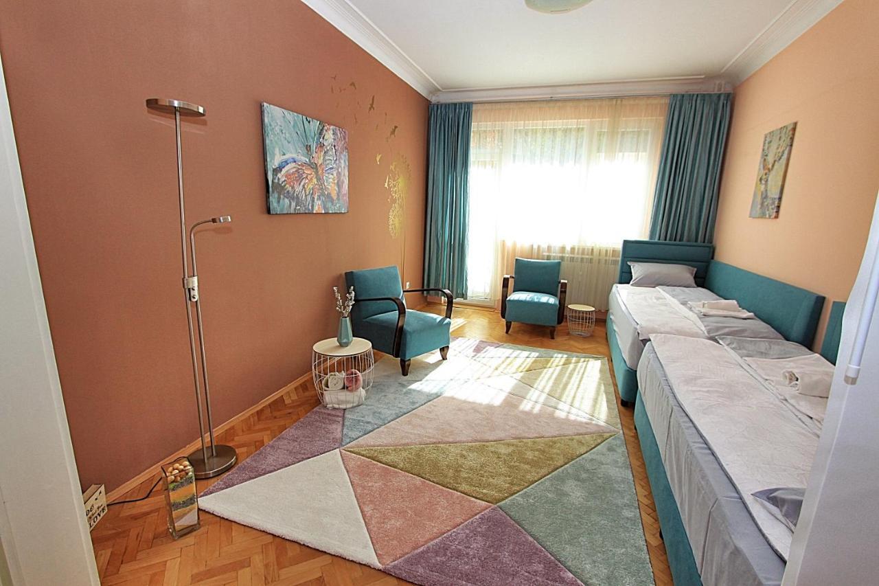 Colorful Apartment Sofia Esterno foto