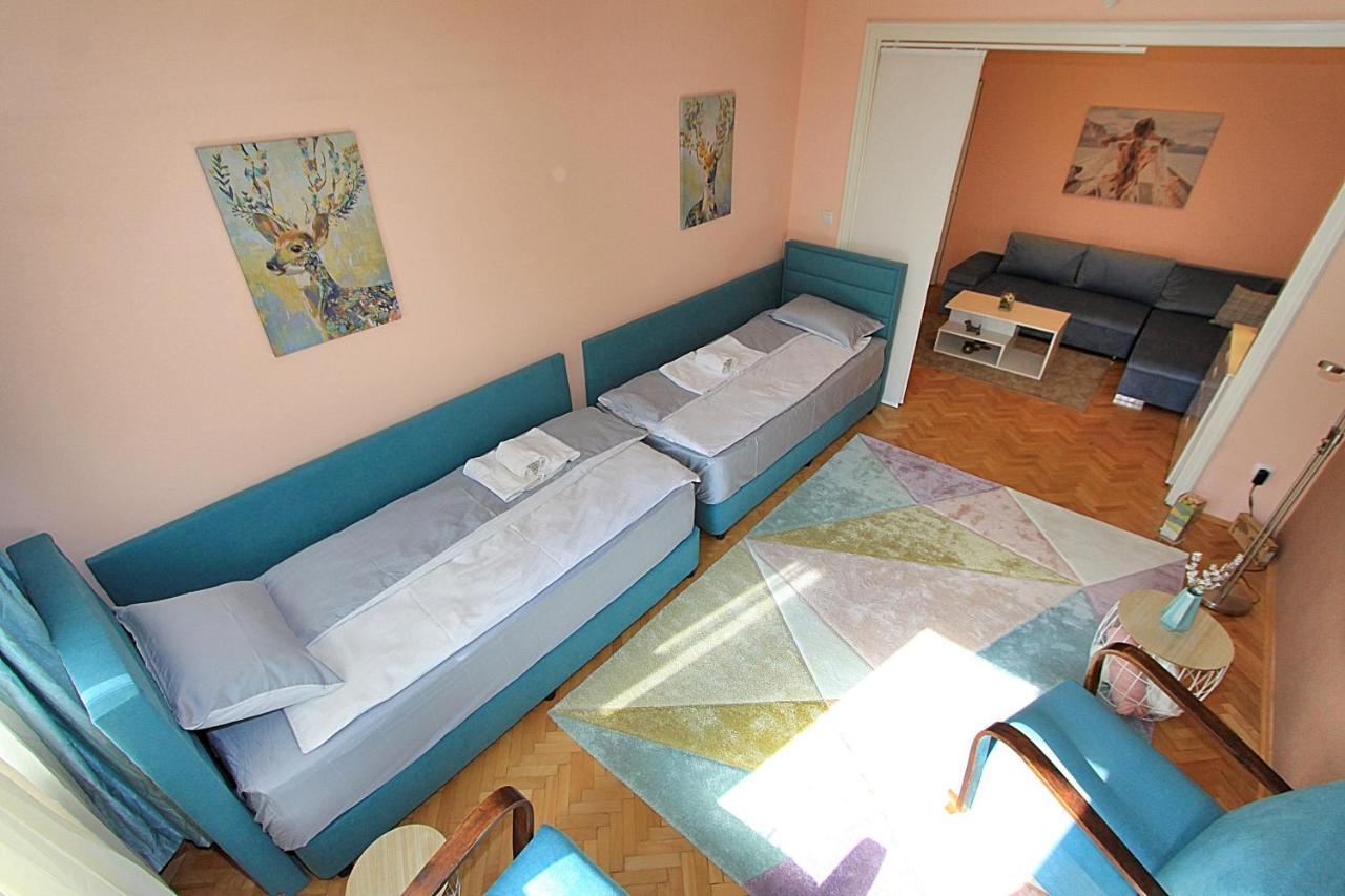 Colorful Apartment Sofia Esterno foto