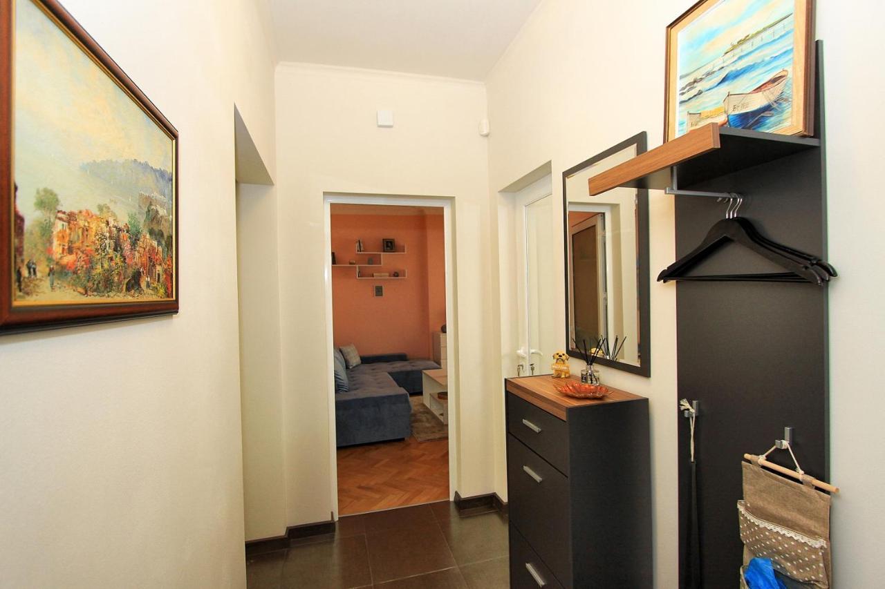Colorful Apartment Sofia Esterno foto
