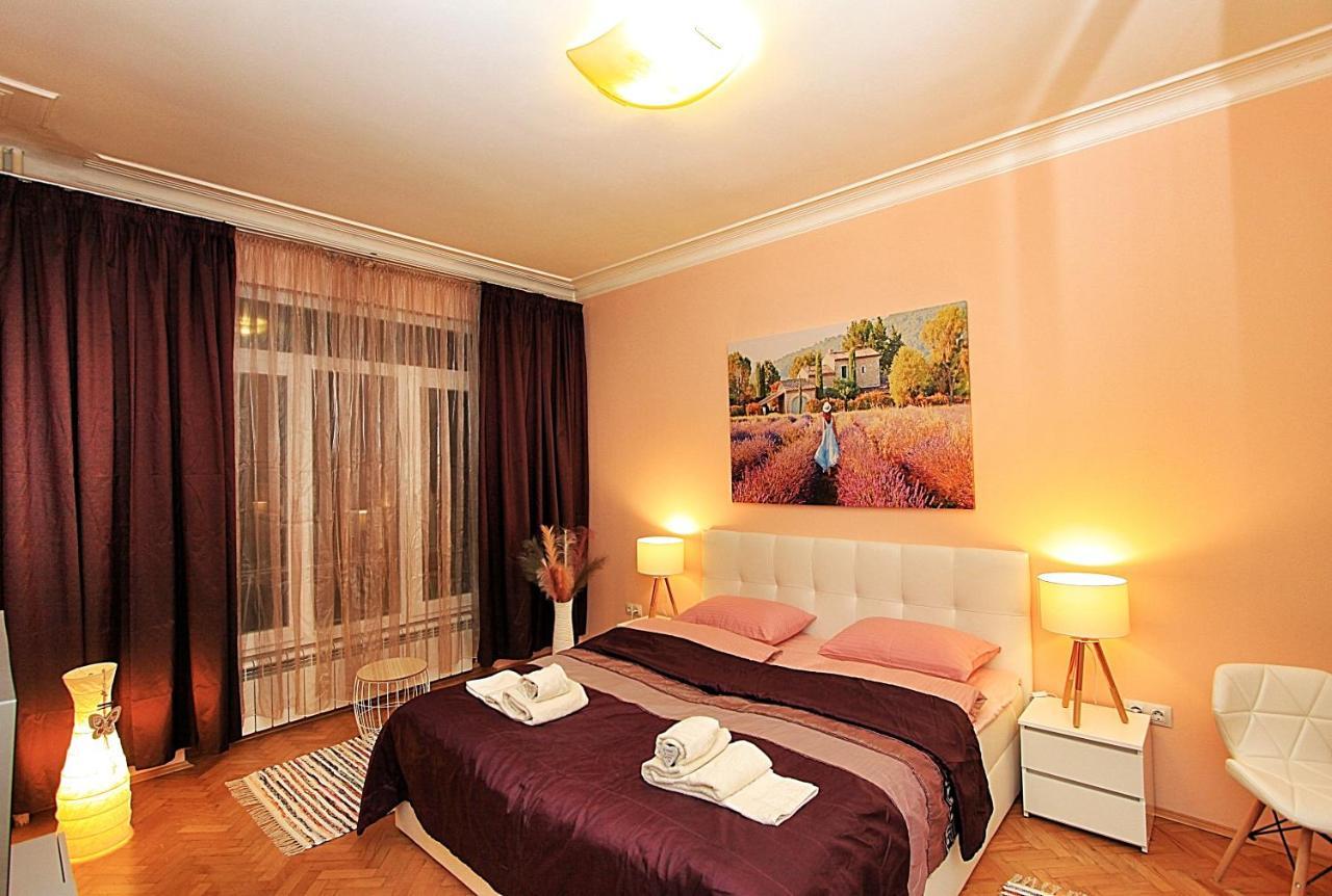 Colorful Apartment Sofia Esterno foto