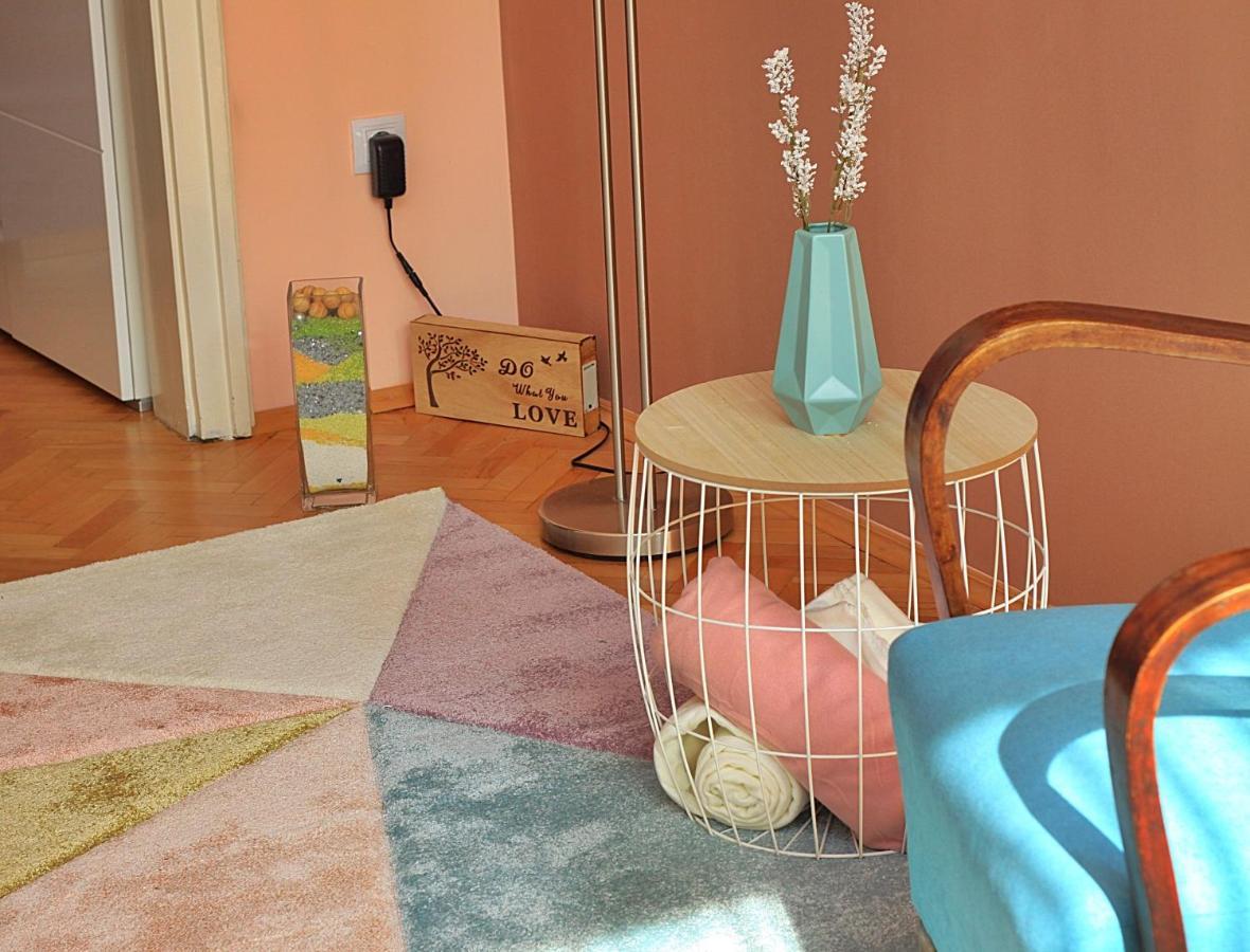 Colorful Apartment Sofia Esterno foto