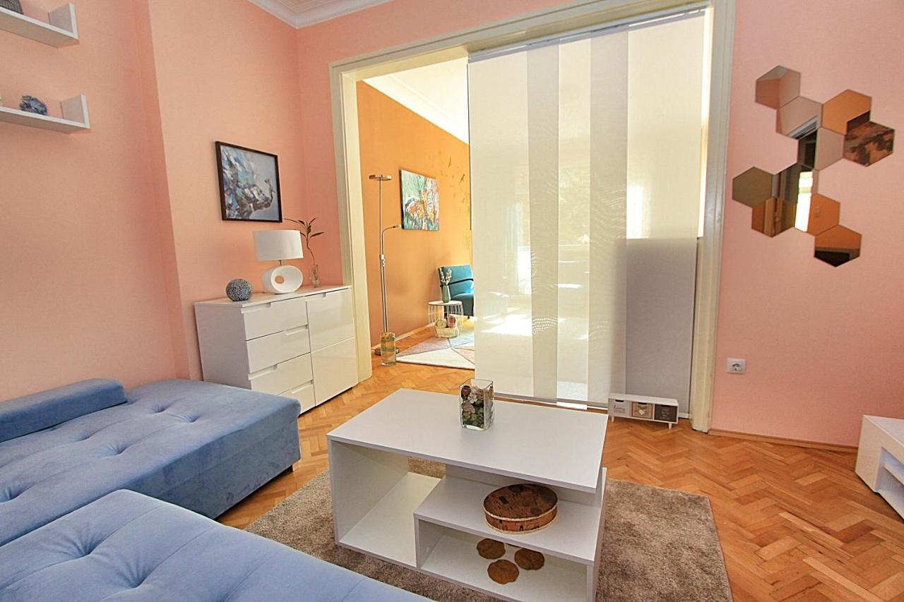Colorful Apartment Sofia Esterno foto